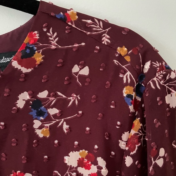 Madewell Ruffle Peplum Swing Top in Clipdot Carnation Toss - Picture 6 of 9